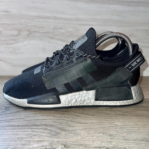 Adidas NMD R1 V2 Shoes in Silver Boost Metallic - Picture 5 of 8